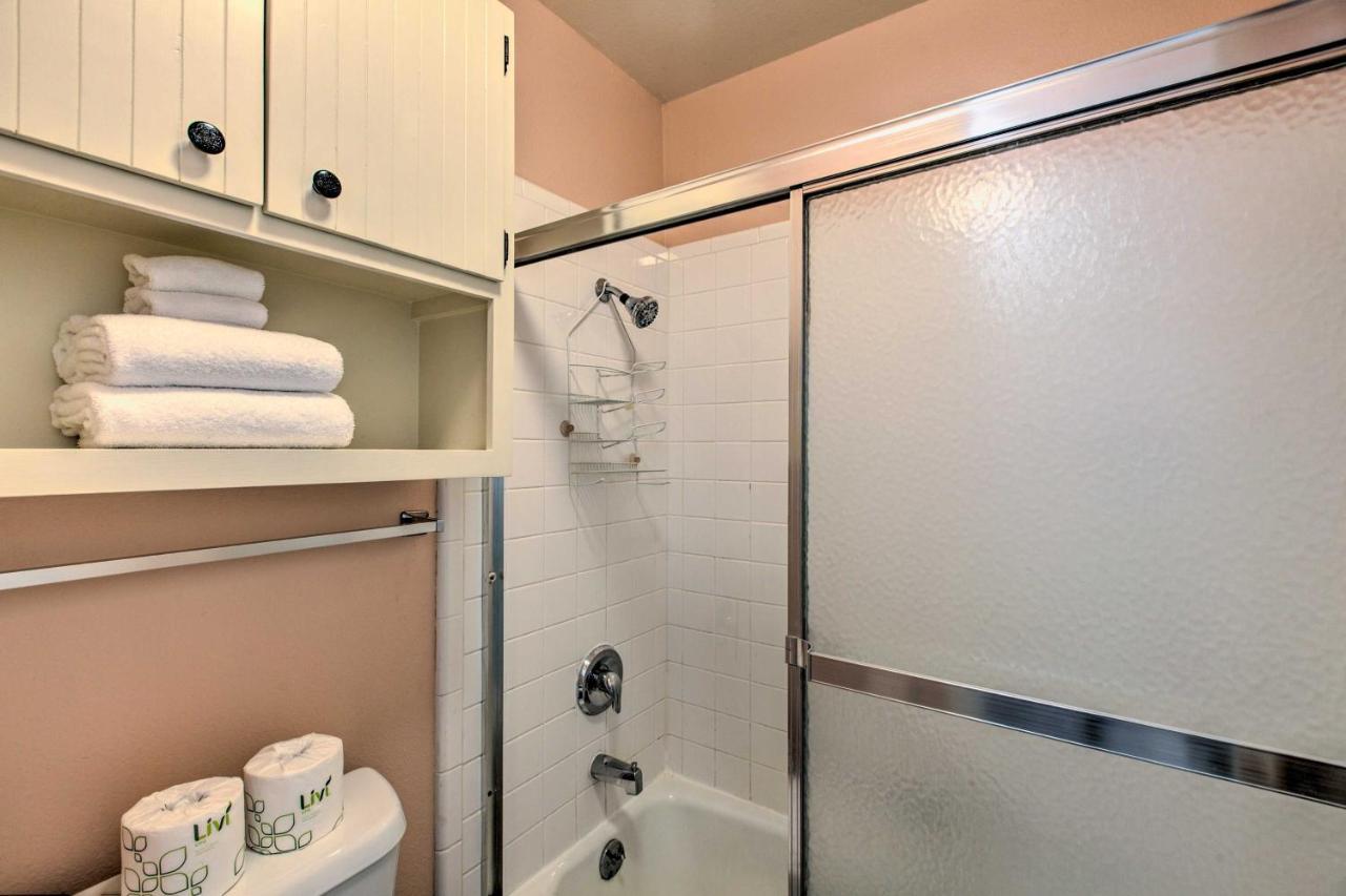 Red River Ski Condo On Main St - Mtn View! 외부 사진