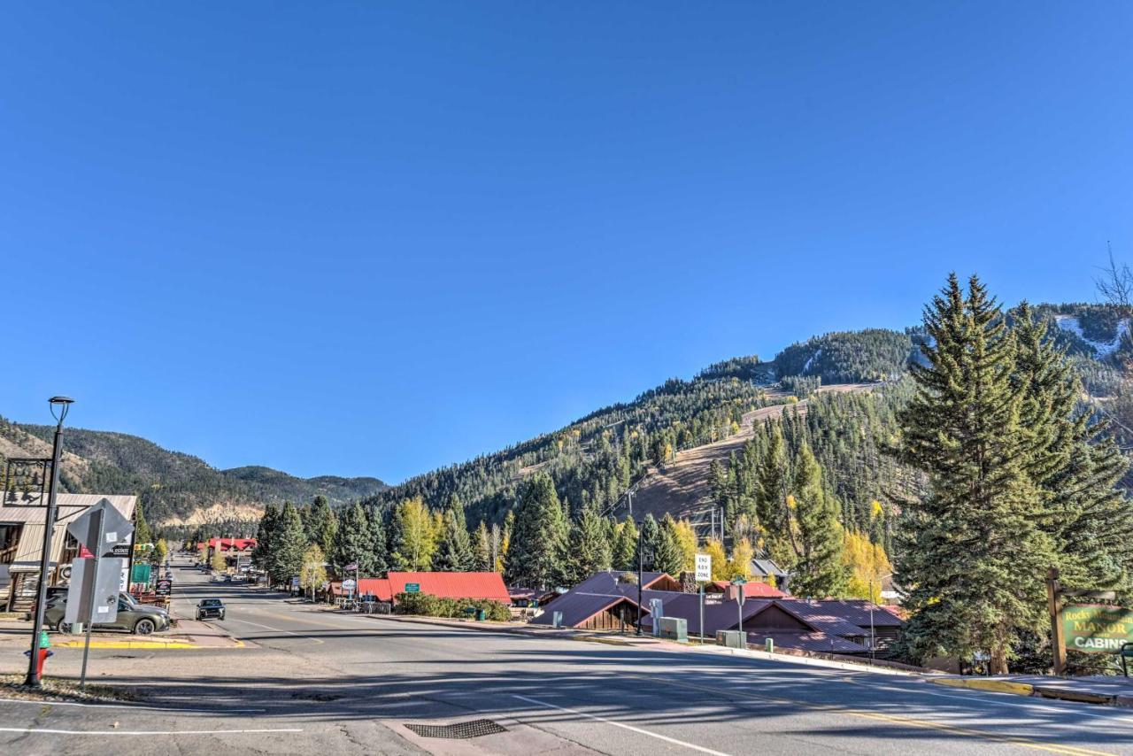 Red River Ski Condo On Main St - Mtn View! 외부 사진