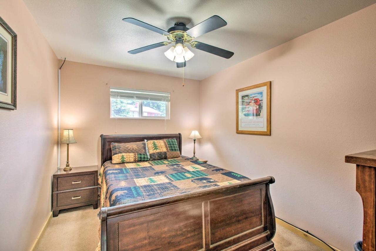 Red River Ski Condo On Main St - Mtn View! 외부 사진